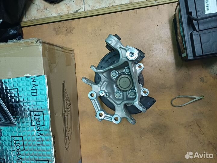 Кулак со ступицой для honda civic 11