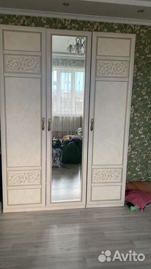 Спальный гарнитур