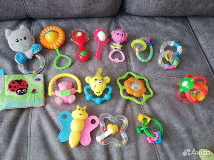 Игрушки погремушки