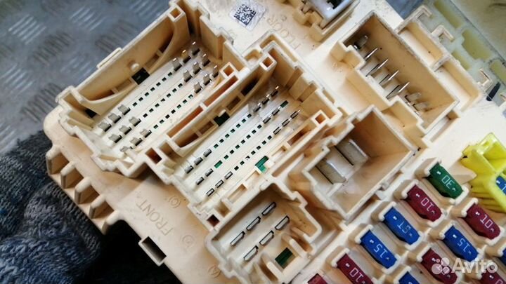 Блок предохранителей Hyundai Veracruze