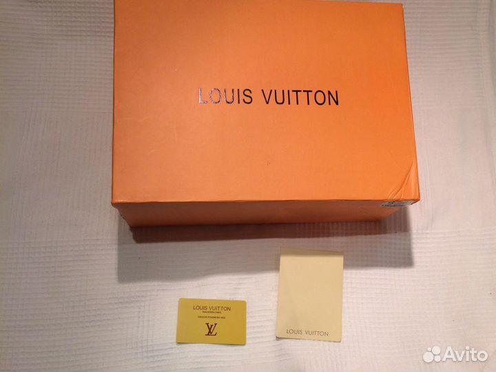 Кожаная сумка Louis Vuitton