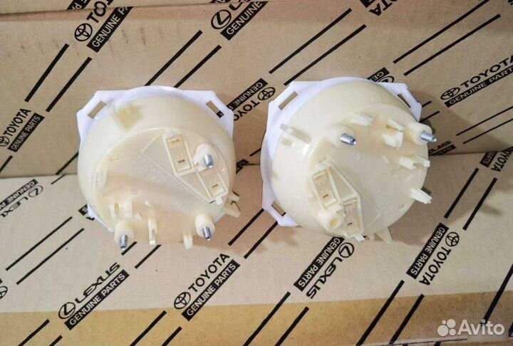 Моторчик регулировки зеркала Lexus Es