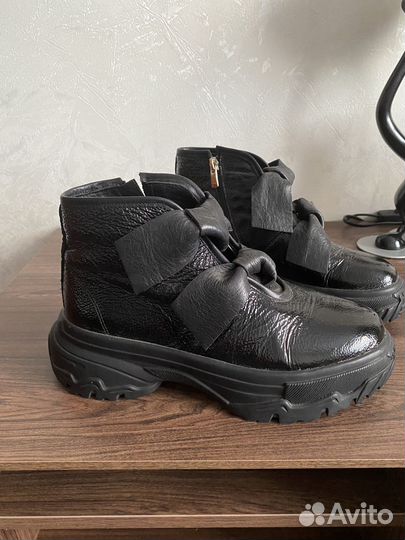 Ботинки женские