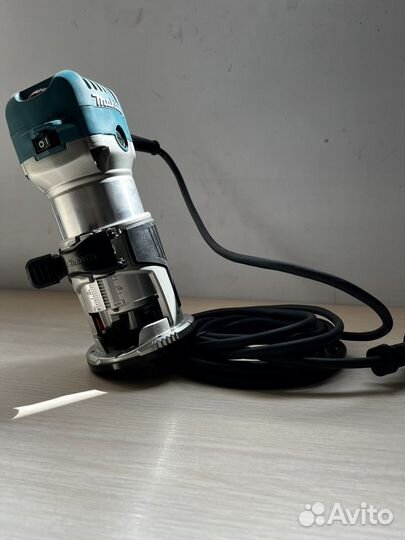 Фрезер Makita rt 0700c