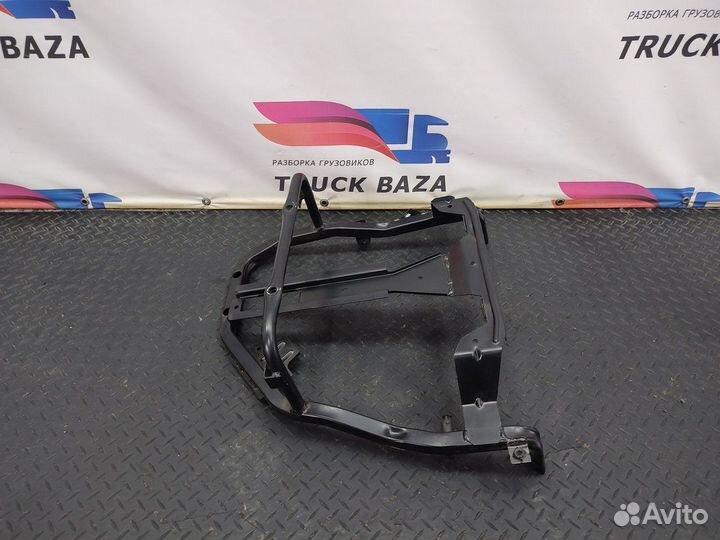 Кронштейн торпедо Volvo FH