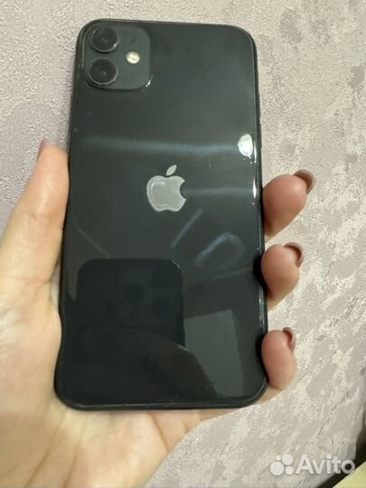 iPhone 11, 64 ГБ