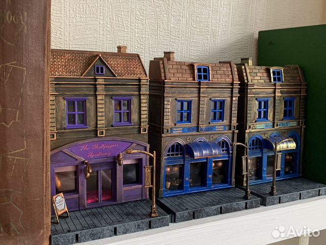 Подставка для книг