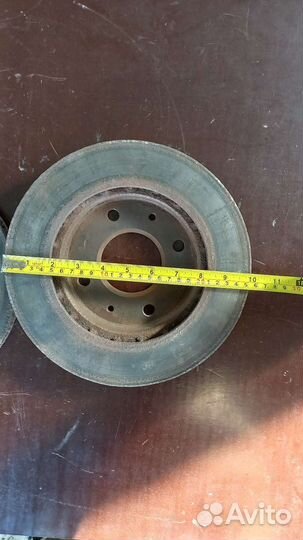 Диск тормозной. Передний Митсубиси Каризма