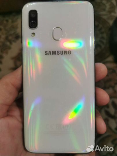 Телефон samsung a40