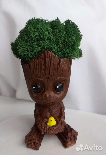 Кашпо Малыш Грут Марвел со стабилизированным мхом