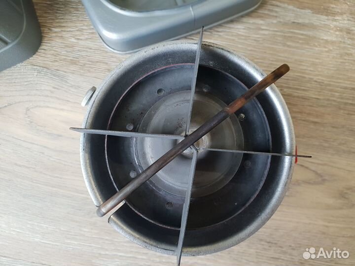 Бензиновый примус - печь Coleman