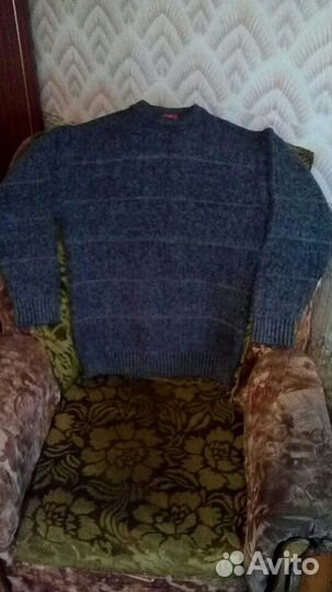 Свитер шерстяной
