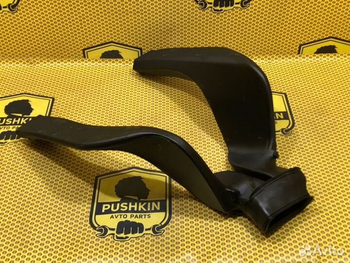 Воздуховод отопителя центральный Volkswagen Polo