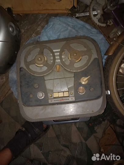 Катушечный магнитофон комета мг 201м