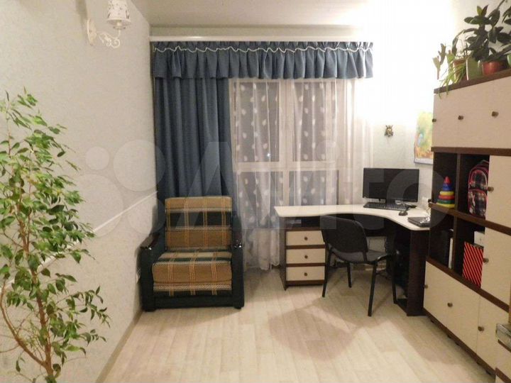 2-к. квартира, 60 м², 10/17 эт.