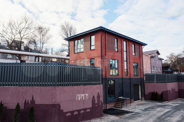 Таунхаус 91 м² на участке 6,5 сот.