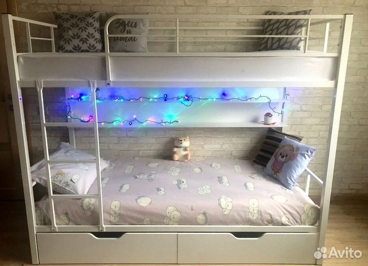 Двухъярусные кровати