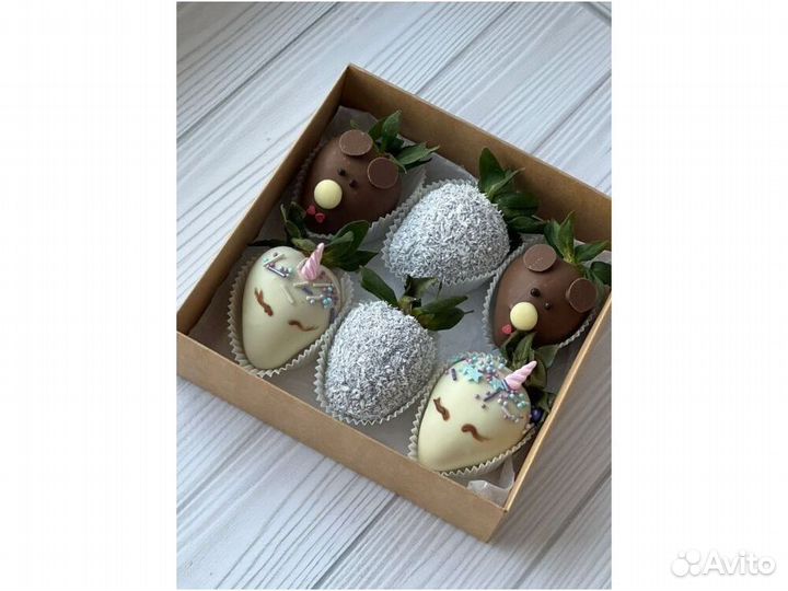 Клубника в бельгийском шоколаде KLU-8449