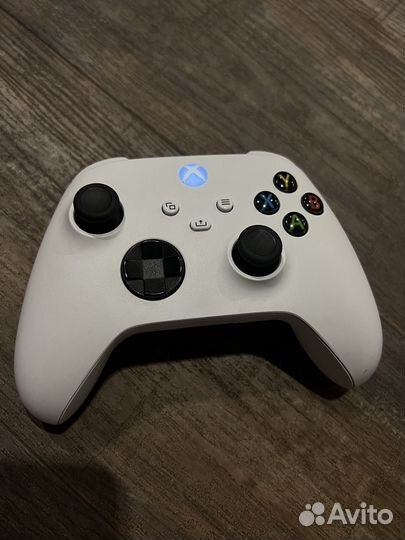 Xbox series s 512gb Полный комплект Два джойстика