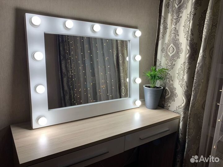 Гримерное зеркало