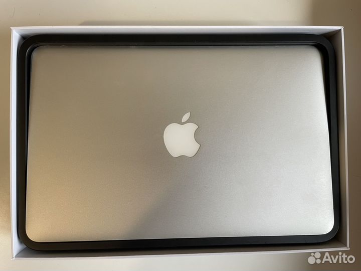 Macbook air 11 (early 2015) 2017