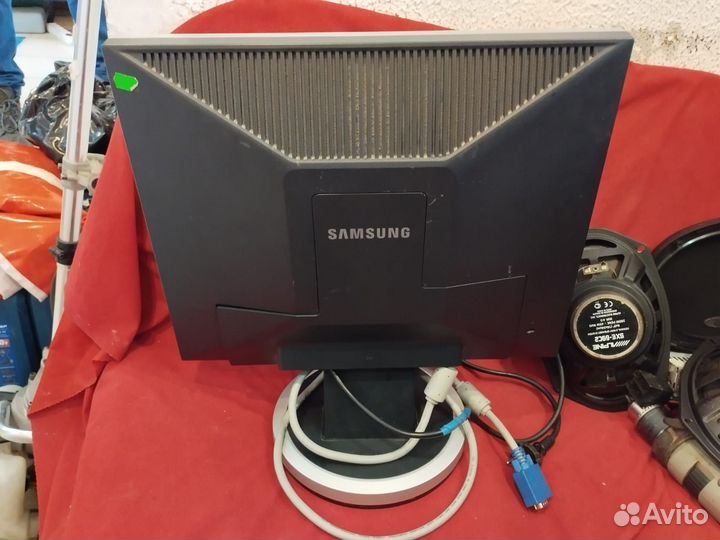 Монитор Samsung SyncMaster 940N 1280x1024 TN