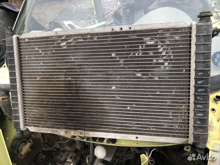 Радиатор охлаждения на Chery Sweet (QQ)