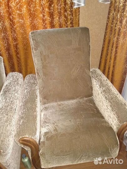 Диван с креслами