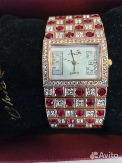 Часы Le Chic Swarovski