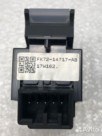 Кнопка стеклоподъемника Land Rover Range Rover