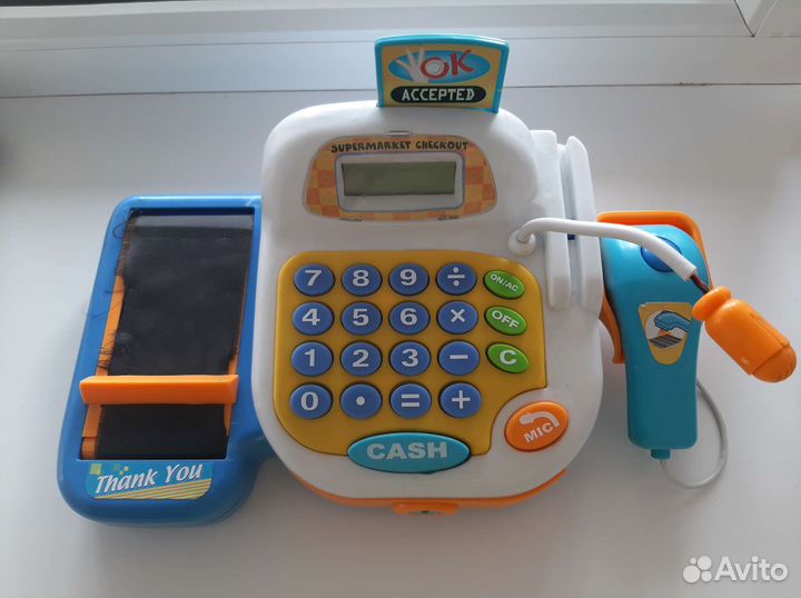 Игрушечная касса