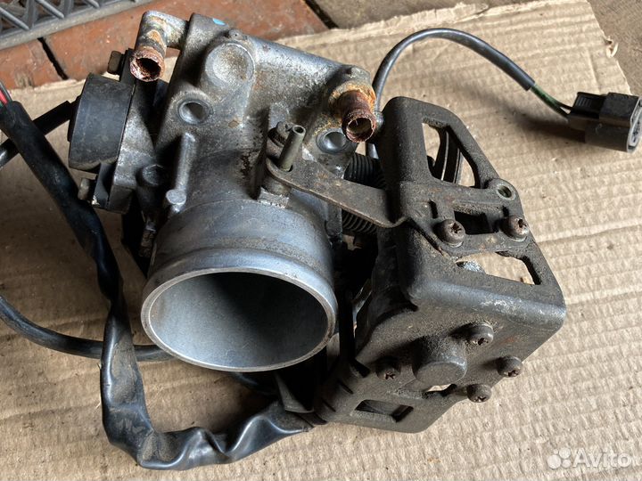Дроссельная заслонка mitsubishi galant 1.8 90 год