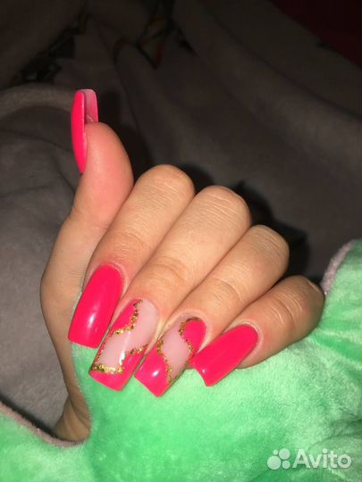 Маникюр модель