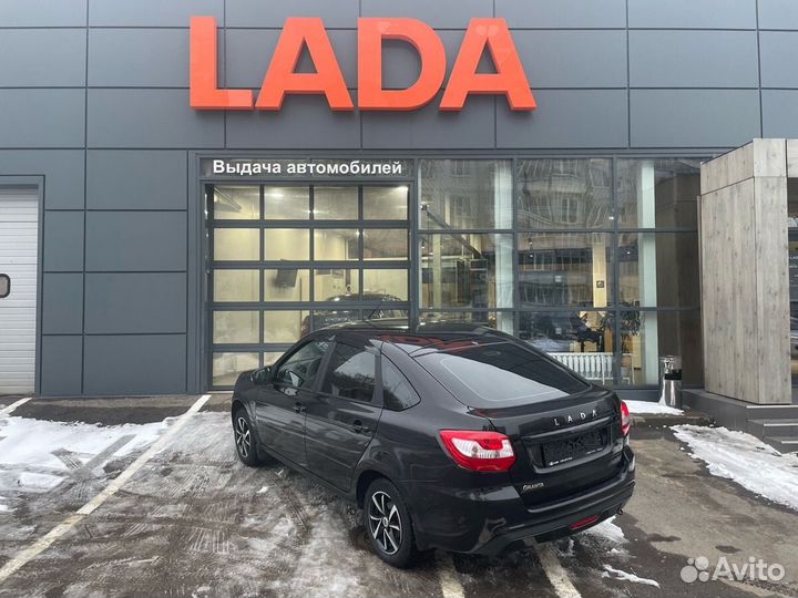 LADA Granta 1.6 МТ, 2023, 30 920 км