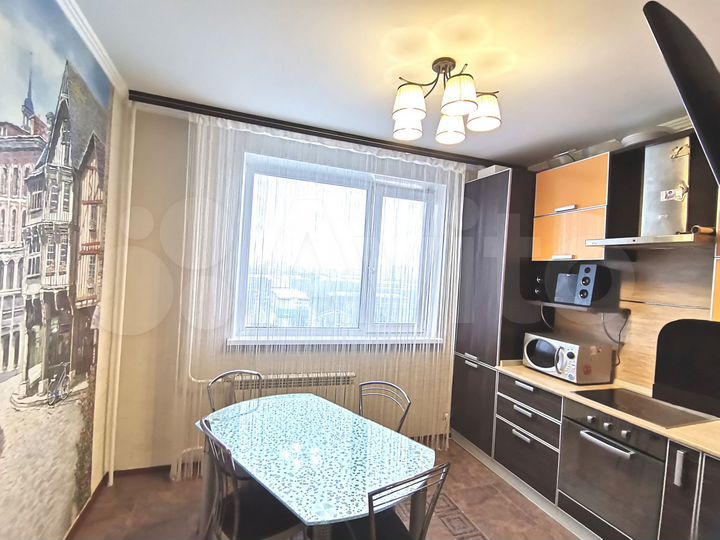 2-к. квартира, 58,6 м², 12/16 эт.