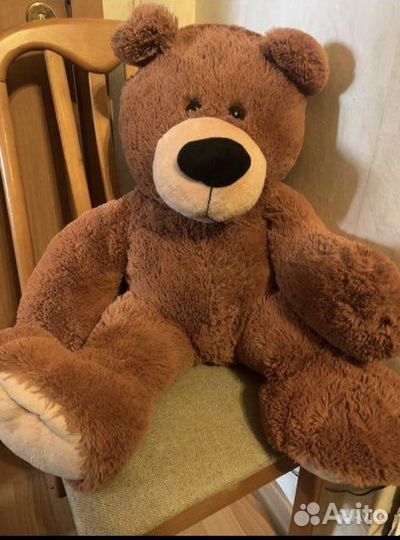 Медведь плюшевый 80 см