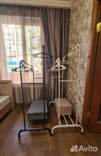 Вешалки Гардеробные Белые/Черные Напольные