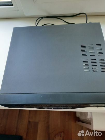 Видеомагнитофон panasonic
