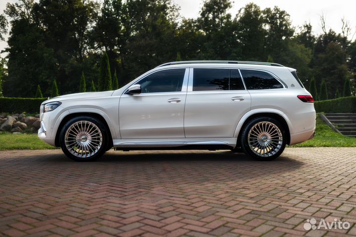 Аренда Mercedes-Benz GLS Maybach
