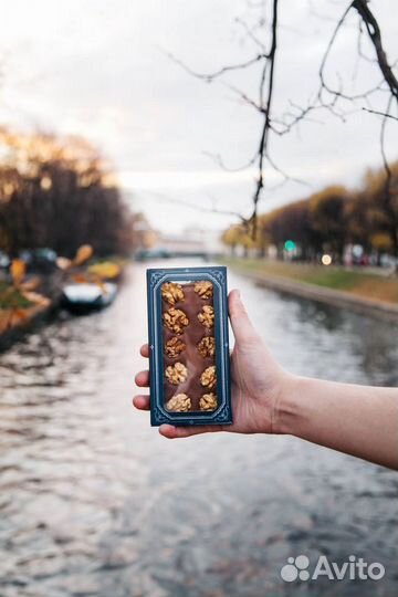 Шоколад ручной работы в наличии и на заказ