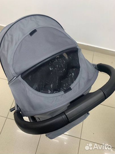 Прогулочная коляска luxmom V3