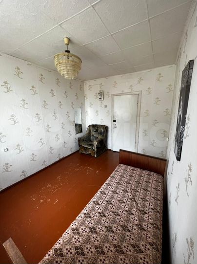 Доля в 3-к. квартире, 46,8 м², 1/2 эт.