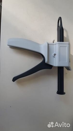 Пистолет для двухкомпонентного клея mixpac