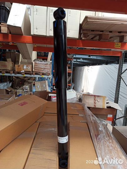 Амортизатор Mitsubishi L200 13- 4162A367