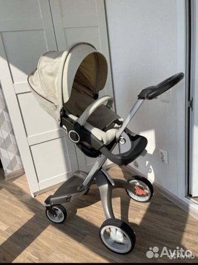 Коляска stokke
