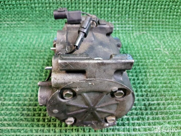 Компрессор кондиционера Mitsubishi Montero Sport