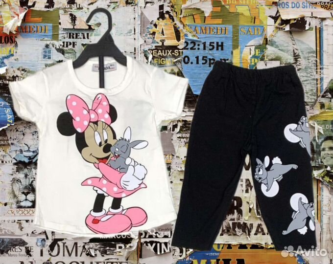 Костюм с героем Минни Маус