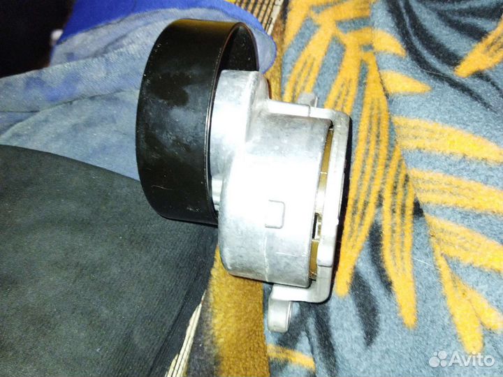 Натяжитель ремня генератора ford mondeo 2