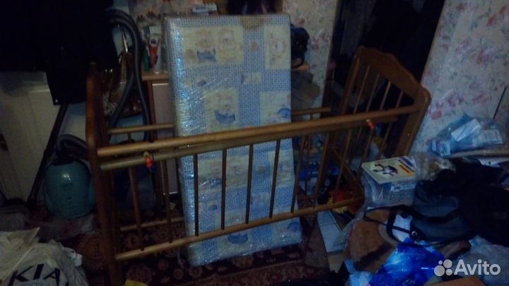 Детская кроватка