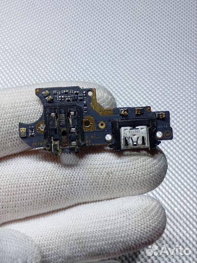 Realme C21Y. Нижняя плата зарядки. Оригинал